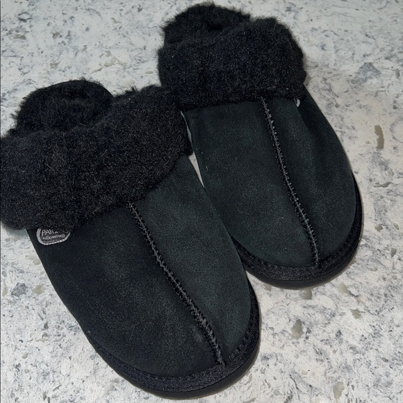 Pawz by Bearpaw Women's Mackenzie Suede Scuff Slipper size 9 - Picture 1 of 4